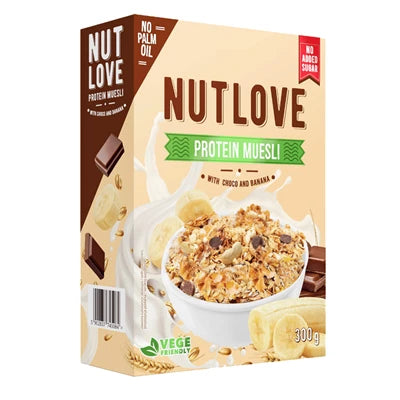 Nutlove proteīna muslis ar šokolādes un banānu garšu.